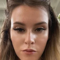 Esteiti_Nika_money