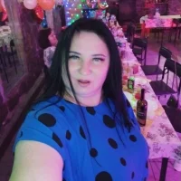 Holly-69