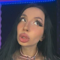 Molly__Moon