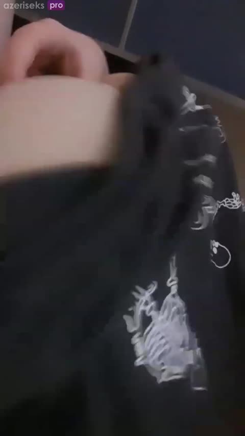 Azeri qız hər yerini göstərir 4