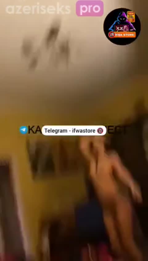 Porno seks rəqs oyun oynayan qız lüt