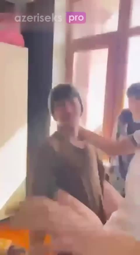 Məktəbli seksi