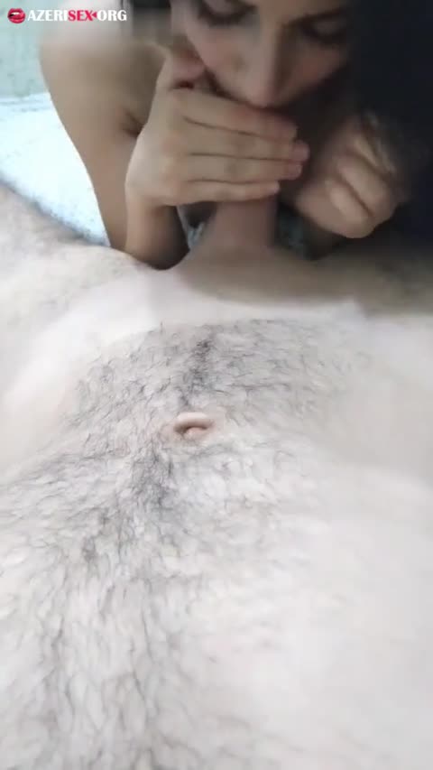 Deyilənə görə qız Azəridi ama babat çalır