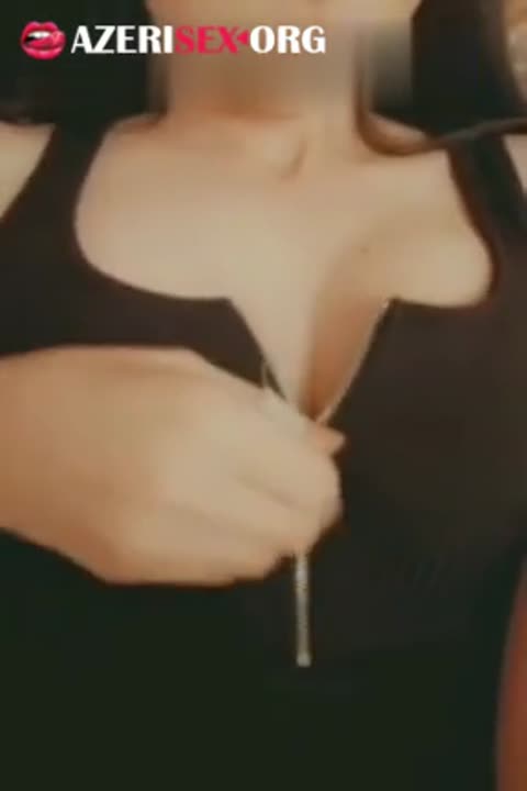 Azərinin döşləri dəhşət şeydi