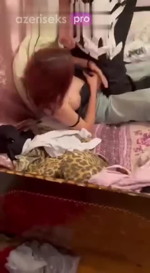 Oğlan qızın üstünə boşalır part 2